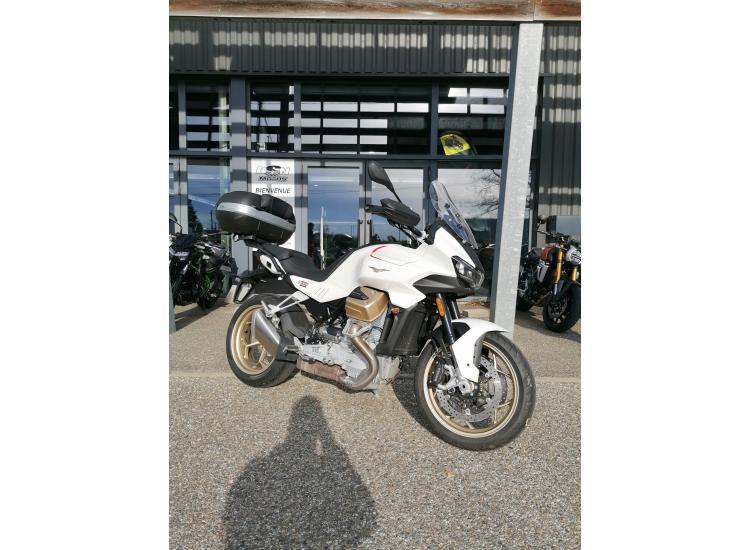 MOTO GUZZI V100  MANDELLO / 185€ PAR MOIS / DSN MOTOS 47