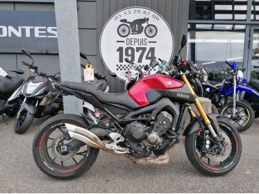 YAMAHA MT-09
