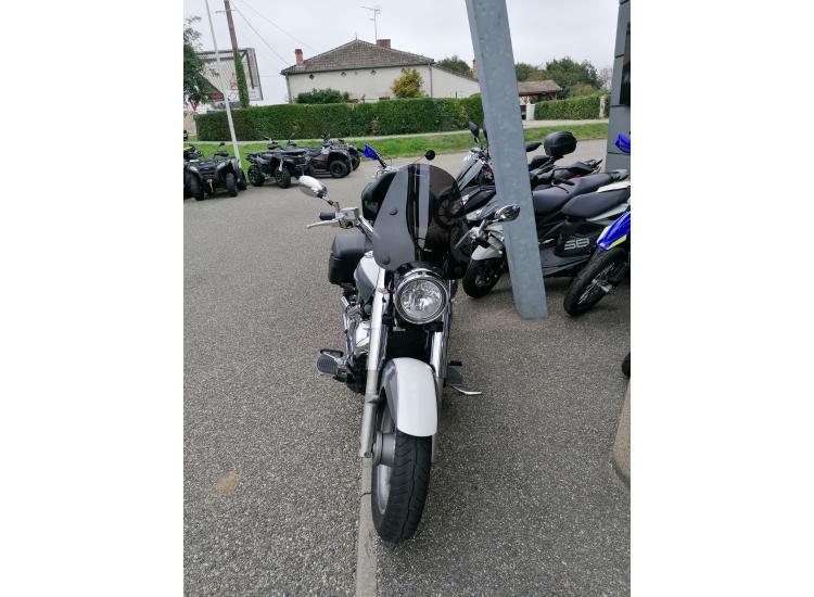 SUZUKI INTRUDER 1500 VL / DSN MOTOS 47