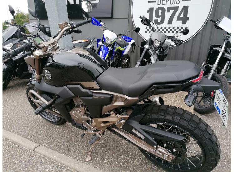ZONTES 125 SCRAMBLER X LIGNE IXRACE / 79€ PAR MOIS / DSN MOTOS 47