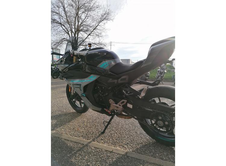 CF MOTO SR-S 450 A2 / 120€ PAR MOIS / DSN MOTOS 47